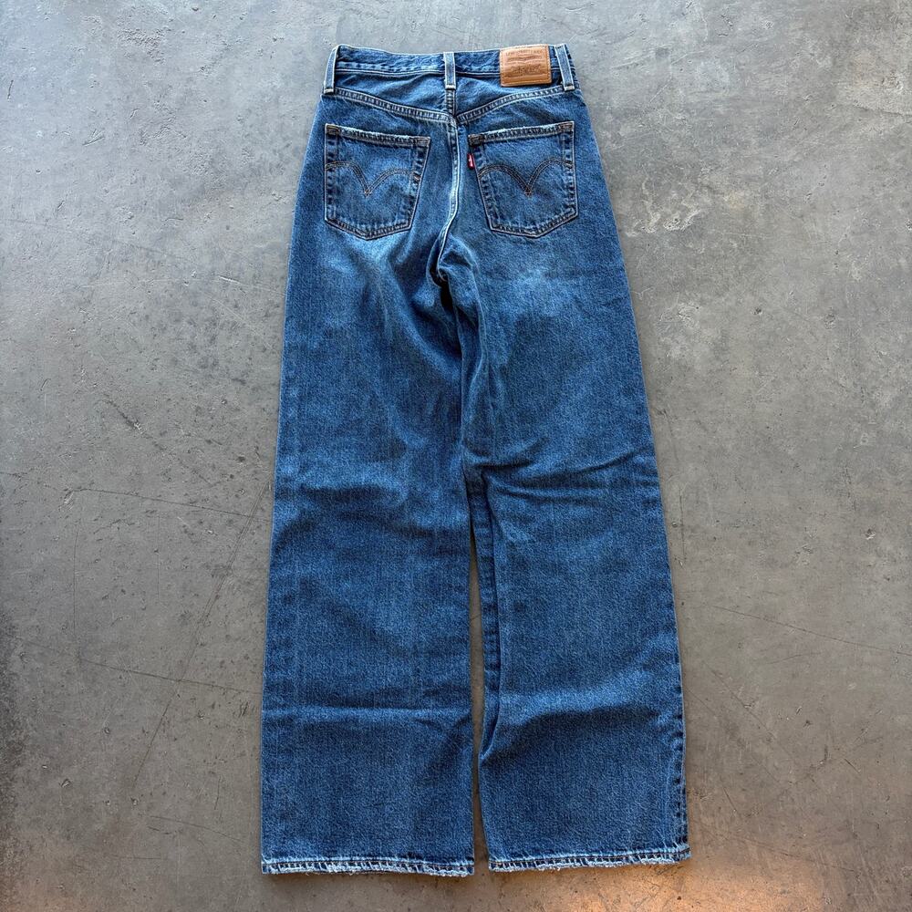 Vintage Y2k Levi's Quality Dark Wash Ribcage Wide Leg Baggy Pants Women'ts 25 - Picture 2 of 6